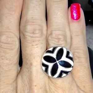 Black and White enamel ring